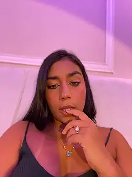 SaryJonex online show from 04/30/26, 01:28