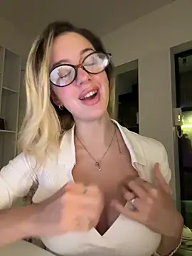 lulov online show from 04/30/26, 03:35
