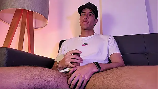 Derek stud  online show from 05/12/26, 03:14