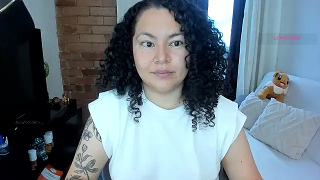MissBronte online show from 06/03/26, 10:59