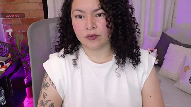 MissBronte online show from 07/21/26, 12:24