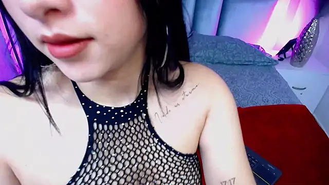 EmmyCastillo online show from 07/07/26, 02:10