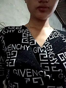 Rosie LoveUU online show from 04/25/26, 10:51