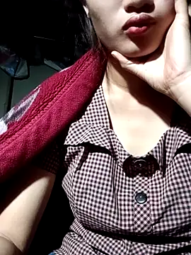 Rosie LoveUU online show from 05/02/26, 01:32
