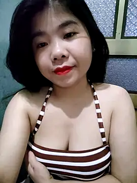 Snapshot of Ayti01 chatting on 06/05/26, 04:52 Ayti01 online show from 06/05/26, 04:52
