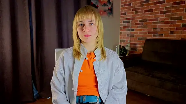 AstrixorLune online show from 04/27/26, 07:28