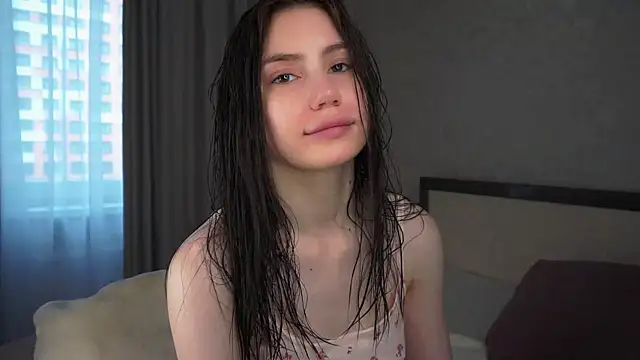 Snapshot of KasiReitan chatting on 06/16/26, 01:30 KasiReitan online show from 06/16/26, 01:30