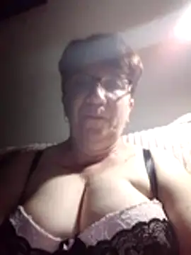 KetQueen101 online show from 06/20/26, 09:06