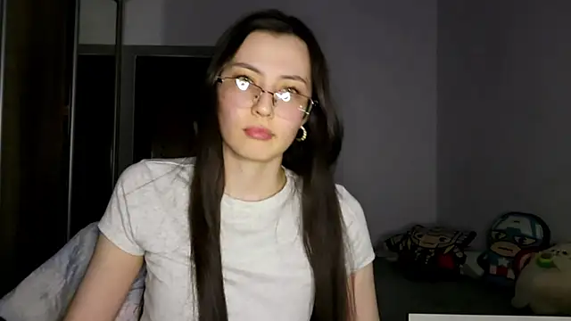 Snapshot of AshleyTropiano chatting on 05/19/26, 04:24 AshleyTropiano online show from 05/19/26, 04:24