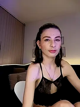 Snapshot of mariana__thompson chatting on 05/12/26, 03:36 mariana thompson online show from 05/12/26, 03:36