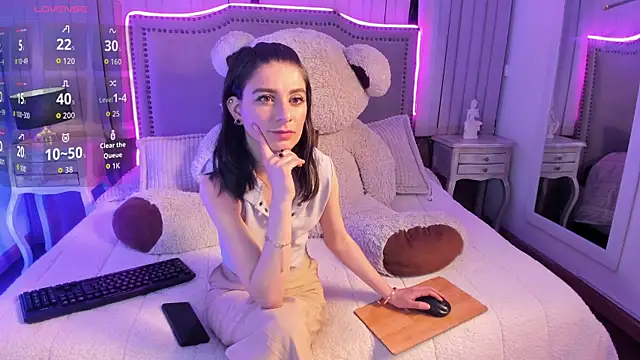 mariana  thompson online show from 07/03/26, 02:29