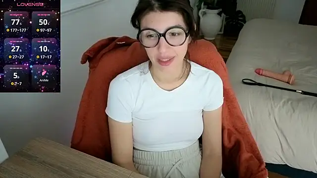 charlieangella online show from 05/11/26, 06:52