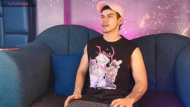 Derek Voss online show from 08/05/26, 01:58