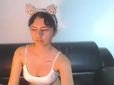 BellaLuxxs online show from 05/16/26, 01:02