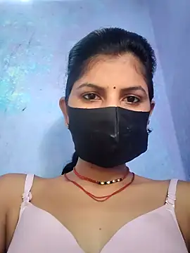 Snapshot of RUHI_1143 chatting on 05/23/26, 03:34 RUHI 1143 online show from 05/23/26, 03:34