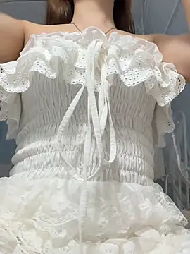 Snapshot of Miu-lete chatting on 05/20/26, 11:38 Miu-lete online show from 05/20/26, 11:38
