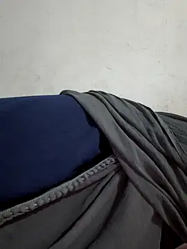 Snapshot of Tamil_Hot_HoneyBee chatting on 07/17/26, 05:40 Tamil Hot HoneyBee online show from 07/17/26, 05:40