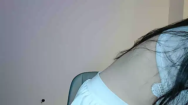 Zhizhi-99 online show from 06/05/26, 06:24