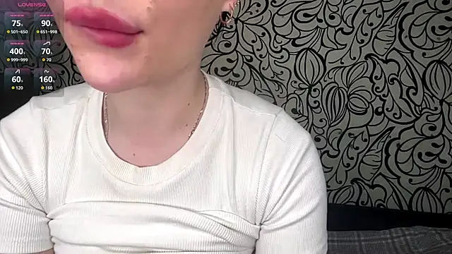 CrystalMuze online show from 06/15/26, 01:46