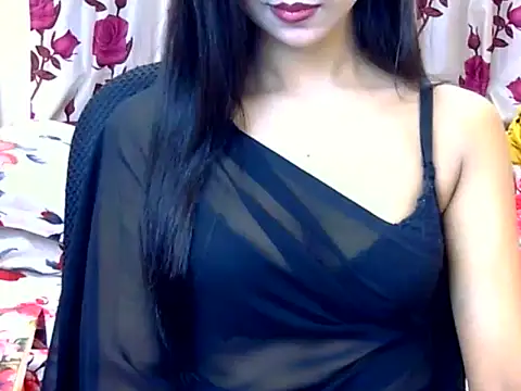 Snapshot of Alina_Nur chatting on 06/20/26, 07:49 Alina Nur online show from 06/20/26, 07:49