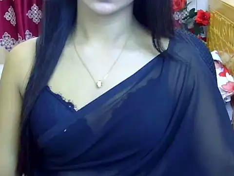 Snapshot of Alina_Nur chatting on 07/17/26, 06:02 Alina Nur online show from 07/17/26, 06:02