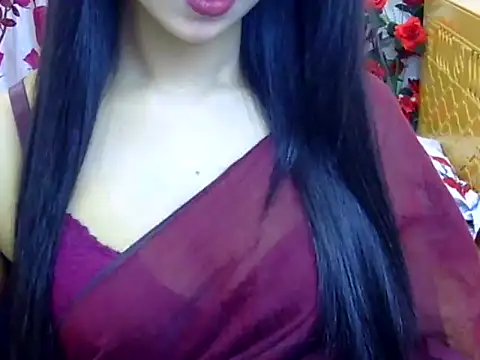 Snapshot of Alina_Nur chatting on 07/27/26, 05:42 Alina Nur online show from 07/27/26, 05:42