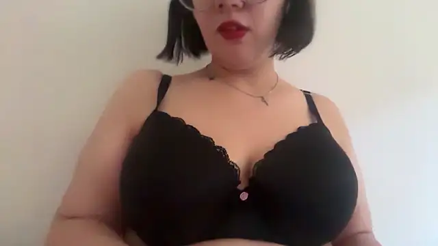 petalhani online show from 04/27/26, 02:37