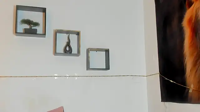 sophia milton online show from 04/27/26, 02:37