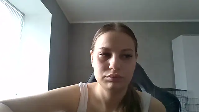 Snapshot of _Linsyy_ee_ chatting on 05/10/26, 09:36 Linsyy ee online show from 05/10/26, 09:36