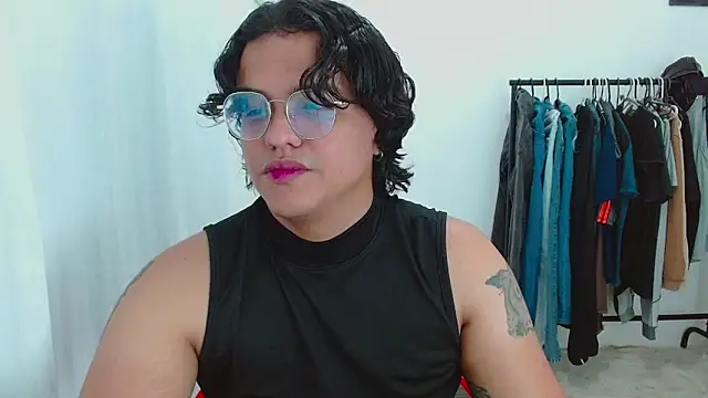 Snapshot of Diane_exotic chatting on 06/01/26, 12:12 Diane exotic online show from 06/01/26, 12:12