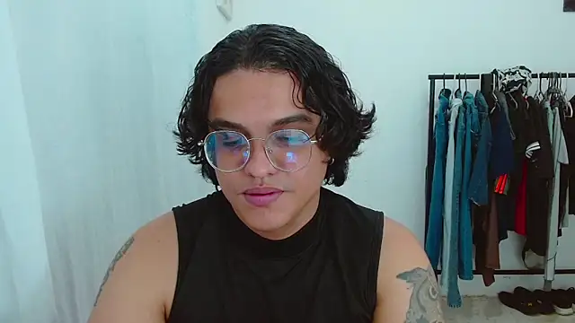 Snapshot of Diane_exotic chatting on 06/09/26, 12:00 Diane exotic online show from 06/09/26, 12:00