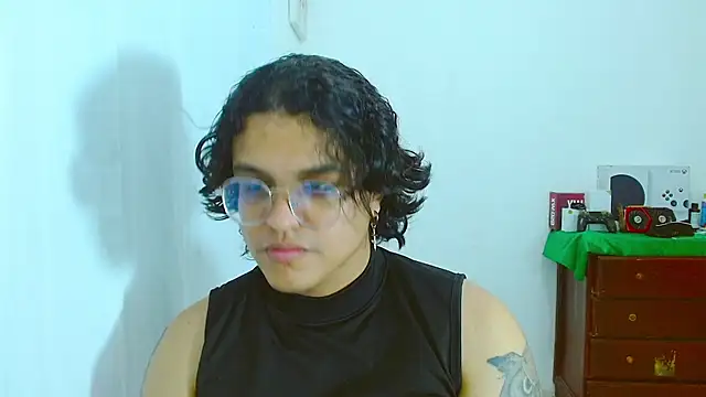 Snapshot of Diane_exotic chatting on 07/08/26, 11:53 Diane exotic online show from 07/08/26, 11:53
