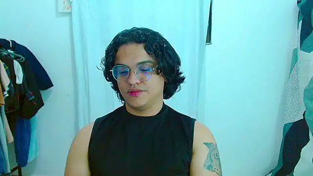Snapshot of Diane_exotic chatting on 07/30/26, 01:04 Diane exotic online show from 07/30/26, 01:04