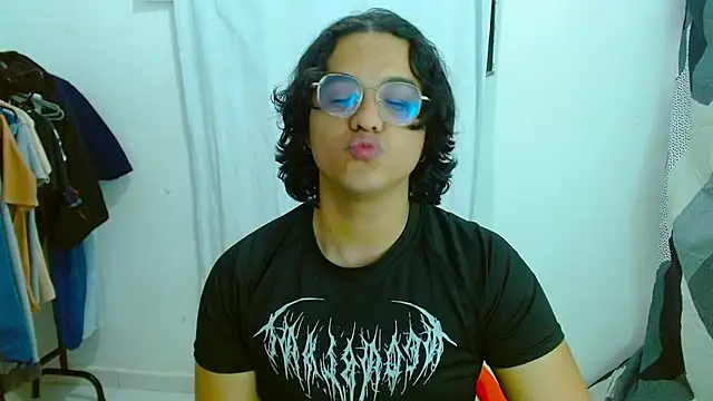 Snapshot of Diane_exotic chatting on 07/30/26, 11:59 Diane exotic online show from 07/30/26, 11:59