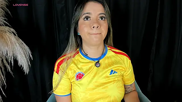 Snapshot of Leidy_2026 chatting on 06/27/26, 12:22 Leidy 2026 online show from 06/27/26, 12:22