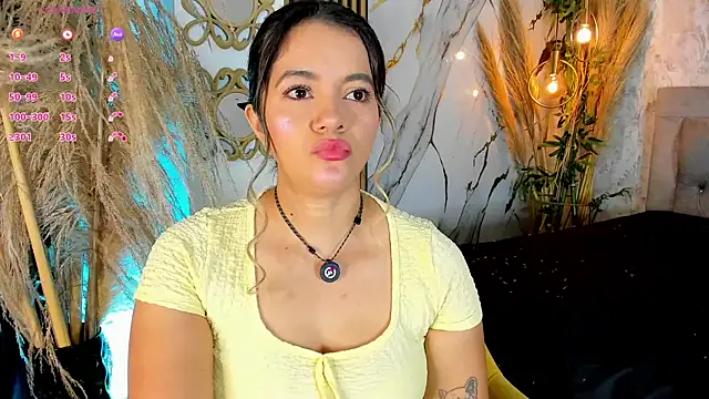 Snapshot of Leidy_2026 chatting on 07/25/26, 12:58 Leidy 2026 online show from 07/25/26, 12:58
