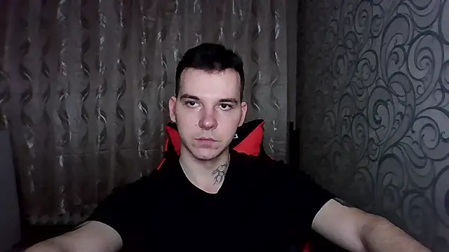 gwinbladee online show from 05/01/26, 04:11