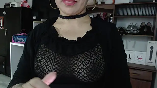 nadia  abaud online show from 02/02/25, 03:43