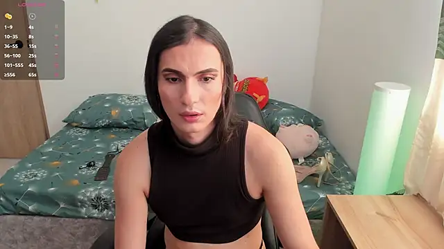  shantallskinny  online show from 04/27/26, 09:02