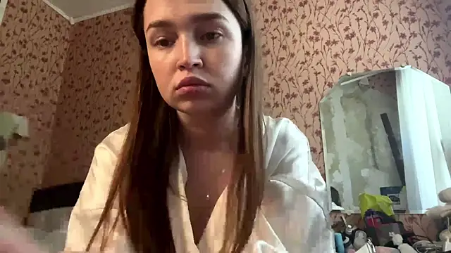 Chloooee online show from 07/13/26, 10:40