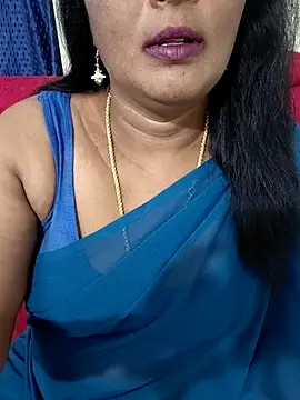 Snapshot of Sunitha-tamilponu chatting on 06/17/26, 06:09 Sunitha-tamilponu online show from 06/17/26, 06:09