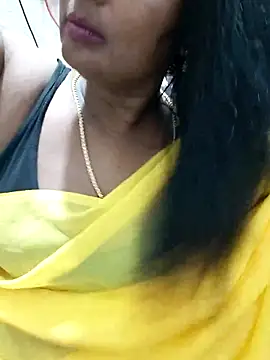 Snapshot of Sunitha-tamilponu chatting on 07/09/26, 08:02 Sunitha-tamilponu online show from 07/09/26, 08:02