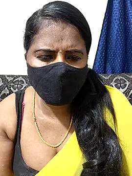 Snapshot of Sunitha-tamilponu chatting on 07/15/26, 06:02 Sunitha-tamilponu online show from 07/15/26, 06:02