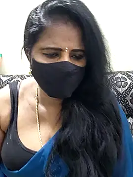 Snapshot of Sunitha-tamilponu chatting on 07/19/26, 08:51 Sunitha-tamilponu online show from 07/19/26, 08:51