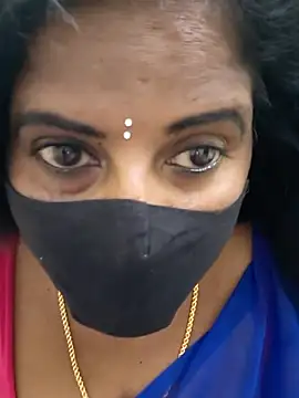 Snapshot of Sunitha-tamilponu chatting on 07/22/26, 12:24 Sunitha-tamilponu online show from 07/22/26, 12:24