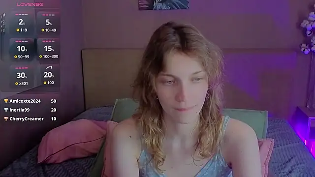 Snapshot of Emily_Cartex chatting on 07/28/26, 01:10 Emily Cartex online show from 07/28/26, 01:10
