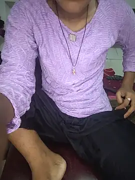 ESHA-LOVE online show from 06/08/26, 10:59