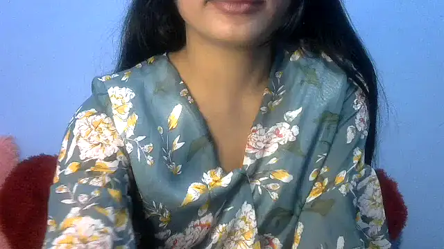 Snapshot of sharmeeli_sima chatting on 05/13/26, 05:16 sharmeeli sima online show from 05/13/26, 05:16