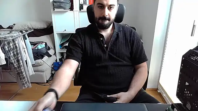 Voyagercam online show from 04/26/26, 05:21