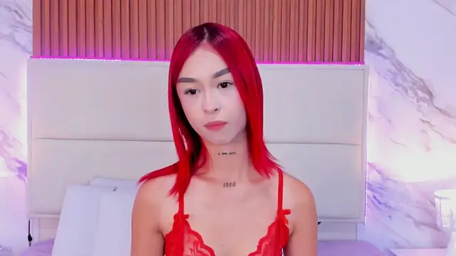 Snapshot of _bella_rossee_ chatting on 06/24/26, 05:17 bella rossee online show from 06/24/26, 05:17